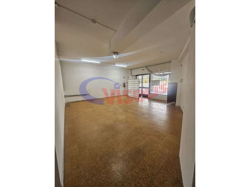 Loja de Rua Gaia Avenida - Grande imagem: 2/16