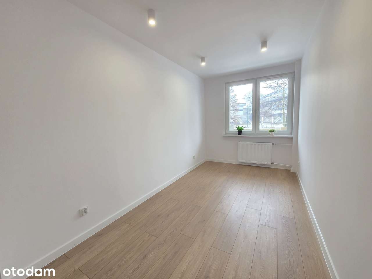 TOP lokalizacja! 2pok przy spodku!-9