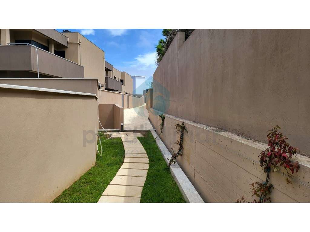 Moradia T3 Villas de Nazarães, Madalena-15