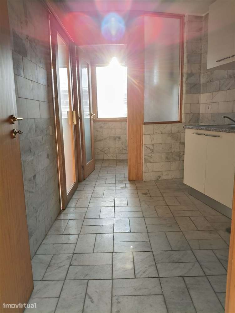 Apartamento T0 com 46m2 em Matosinhos Sul a 150mts da praia - Grande imagem: 5/16