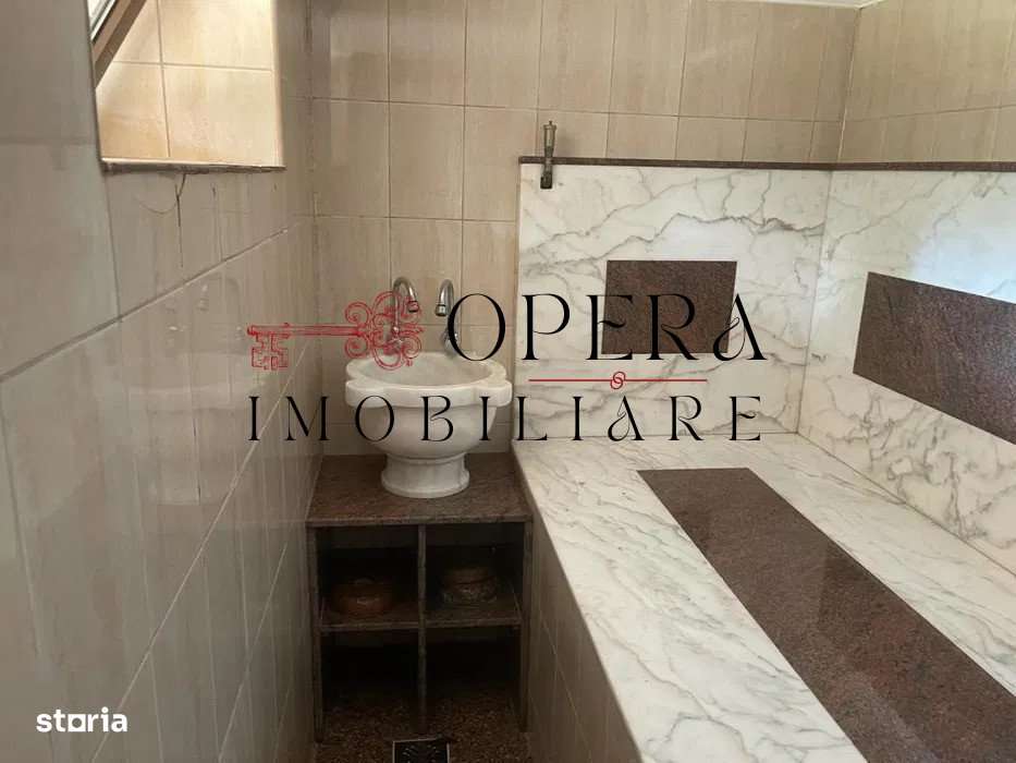 Vila 7 camere, de vanzare, zona Tatarasi - Imagine principală: 5/6