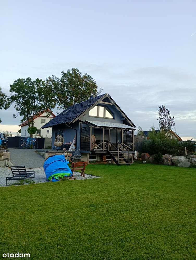 Nowoczesny dom 70 m² z garażem i ogrodem - Pełny obrazek: 4/9