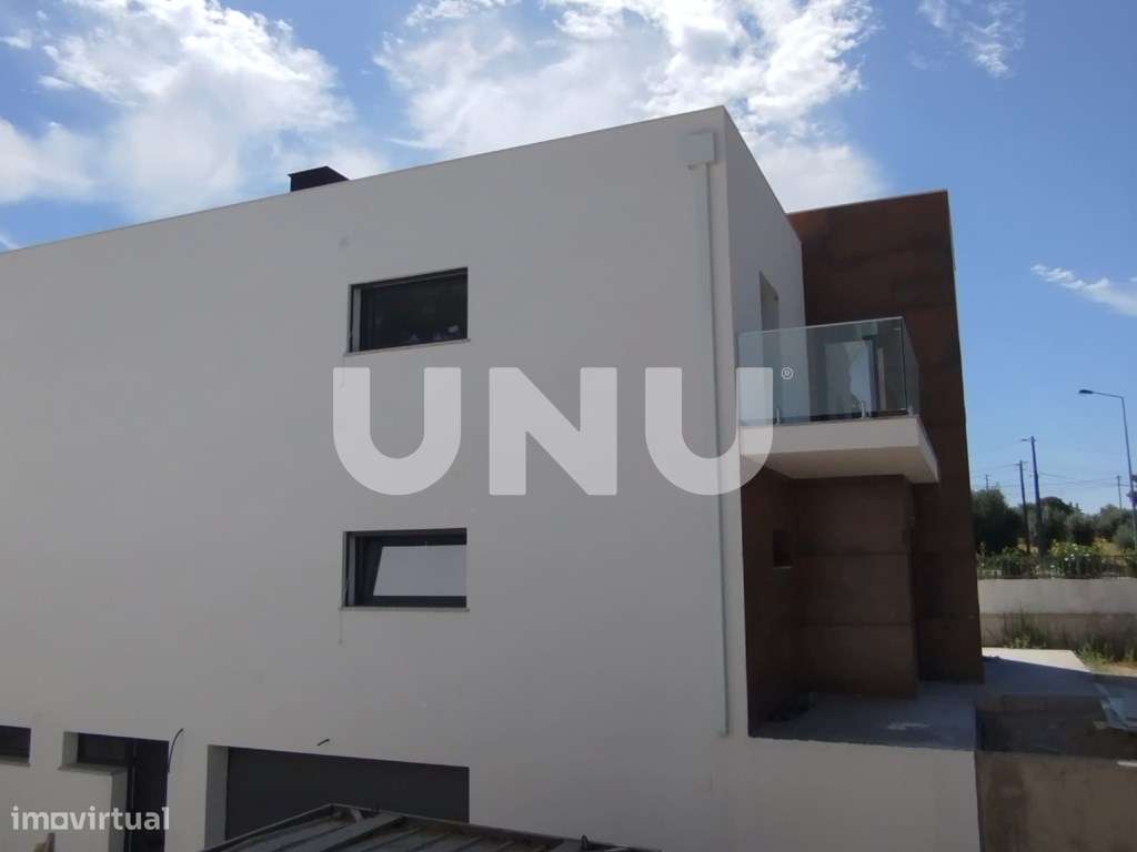 Moradia T4 em Construção - Grande imagem: 2/47