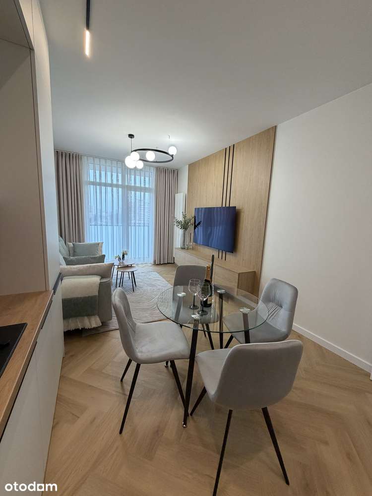 Wysoki standard, mieszkanie 2-pokojowe, miejsce garażowe, metro 700m - Pełny obrazek: 2/19