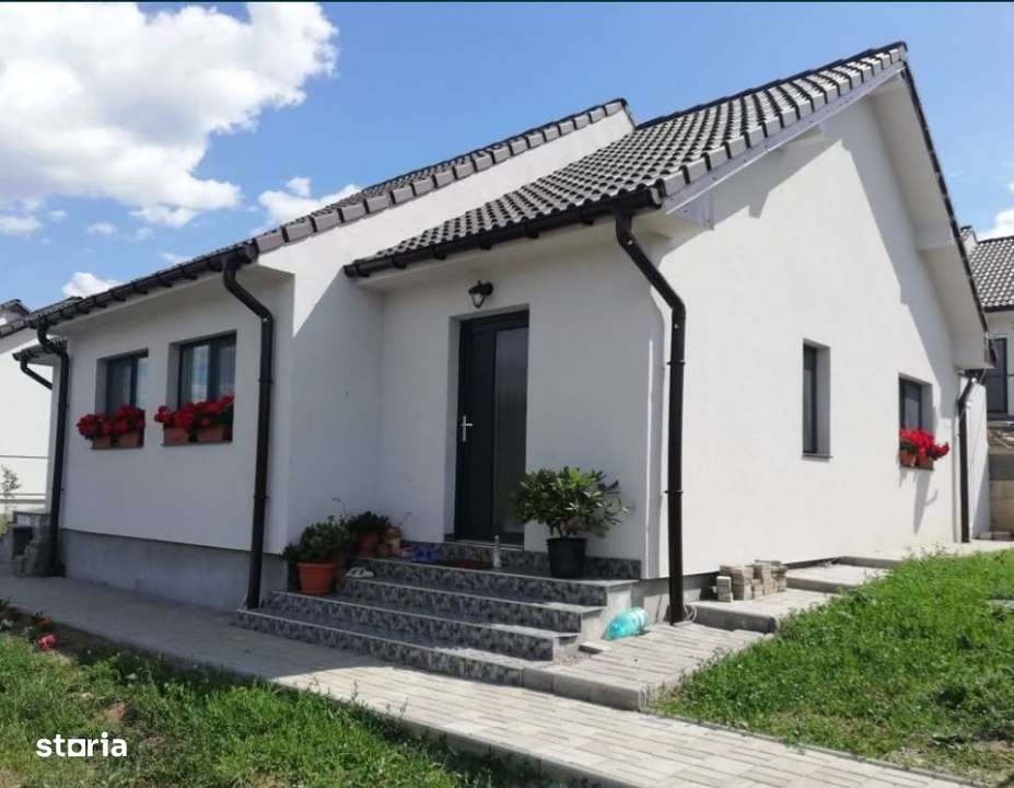 Casa Valea Ghinzi-semifinisata-80mp-115 000 euro-1
