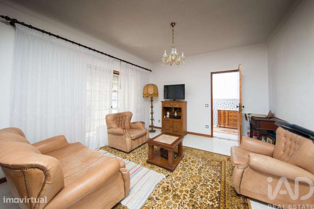 Casa de aldeia T3 em Lousã e Vilarinho de 300,00 m2 - Grande imagem: 4/30