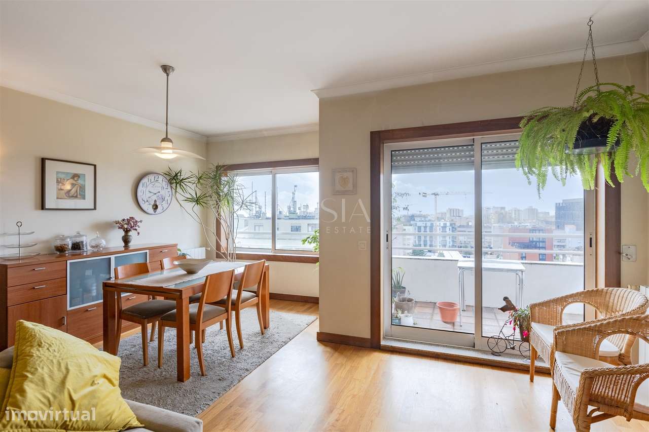 T3 Varanda Garagem e Parque Infantil | T3 Casa da Música | T3 Boavista - Grande imagem: 2/35