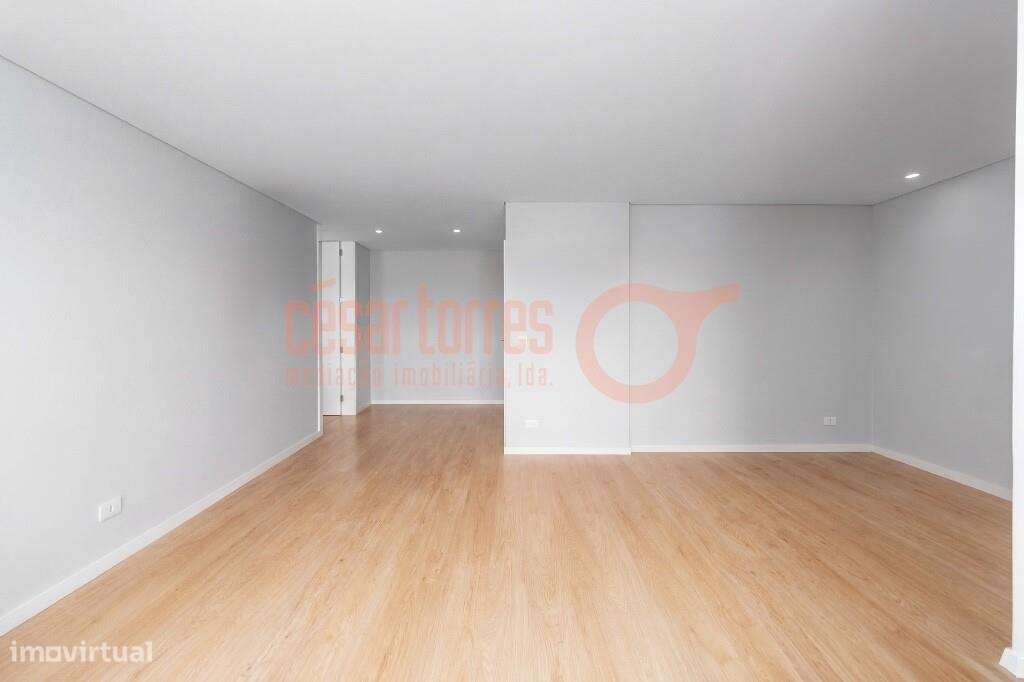Apartamento T3 Miramar-15