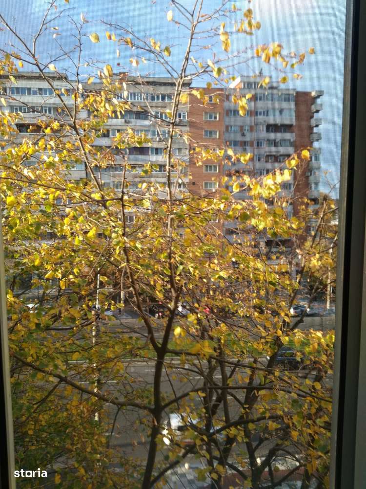 Vand 3 camere dec Mazepa 1 et 4/4 pret 75.000 euro-8