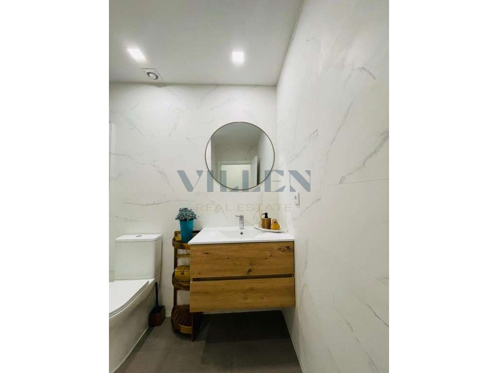 Apartamento T2 Totalmente Remodelado e Mobilado - São Mamede do Cor... - Grande imagem: 4/25