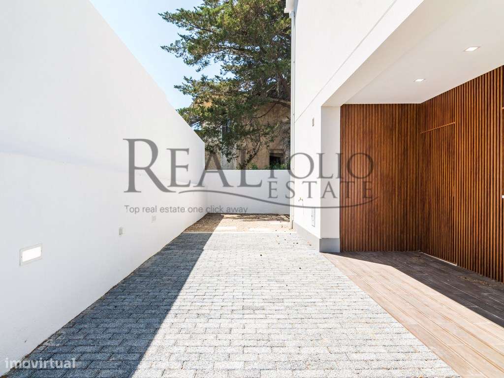 Moradia T3+1 com jardim em São João do Estoril - Grande imagem: 5/32