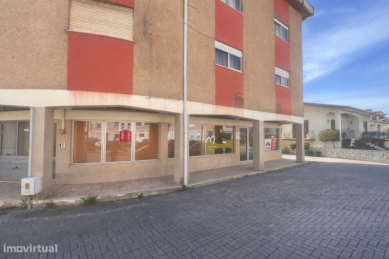 Loja em Anadia-16