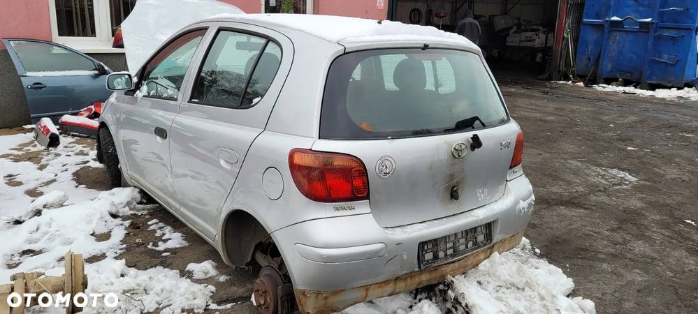 CZĘŚCI TOYOTA YARIS I FRANCUZ KOD KOLORU 1E7 - 4