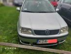 Volkswagen Polo 1.4 16V Basis - 2