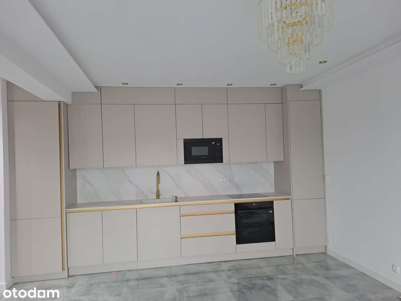 Nowy apartament z pięknym widokiem: taras, klima, rolety, komórka - Pełny obrazek: 4/20