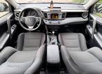 Toyota RAV4 2.2 D-4CAT 4WD Aut Executive - 2