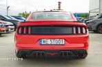 Ford Mustang 5.0 V8 GT - 4