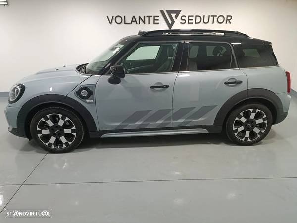 MINI Countryman Cooper SE ALL4 Untamed Edition Auto - 3