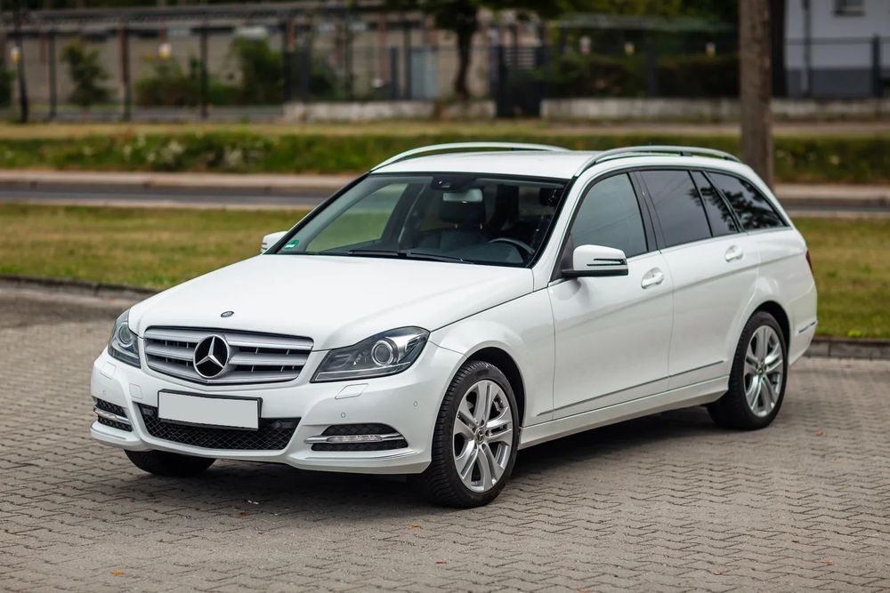 Mercedes-Benz C W204 (2007-2014) 180 7G-TRONIC Avantgarde Edition 2013