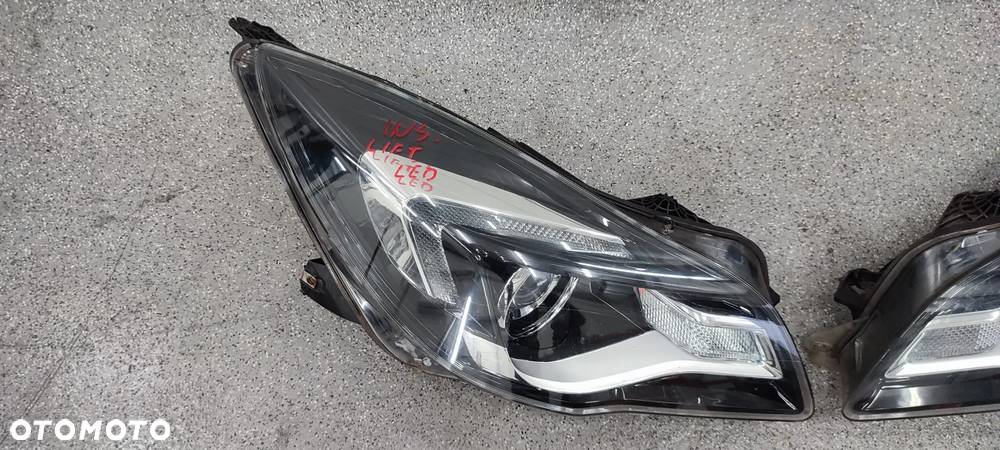 OPEL INSIGNIA LIFT LAMPA PRZÓD PRAWA / LEWA - ZWYKŁA ŻARÓWKA + LED - 2