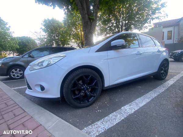 Ford Focus 1.6 Ti-VCT Trend - 22