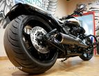 Harley-Davidson Softail Breakout - 17