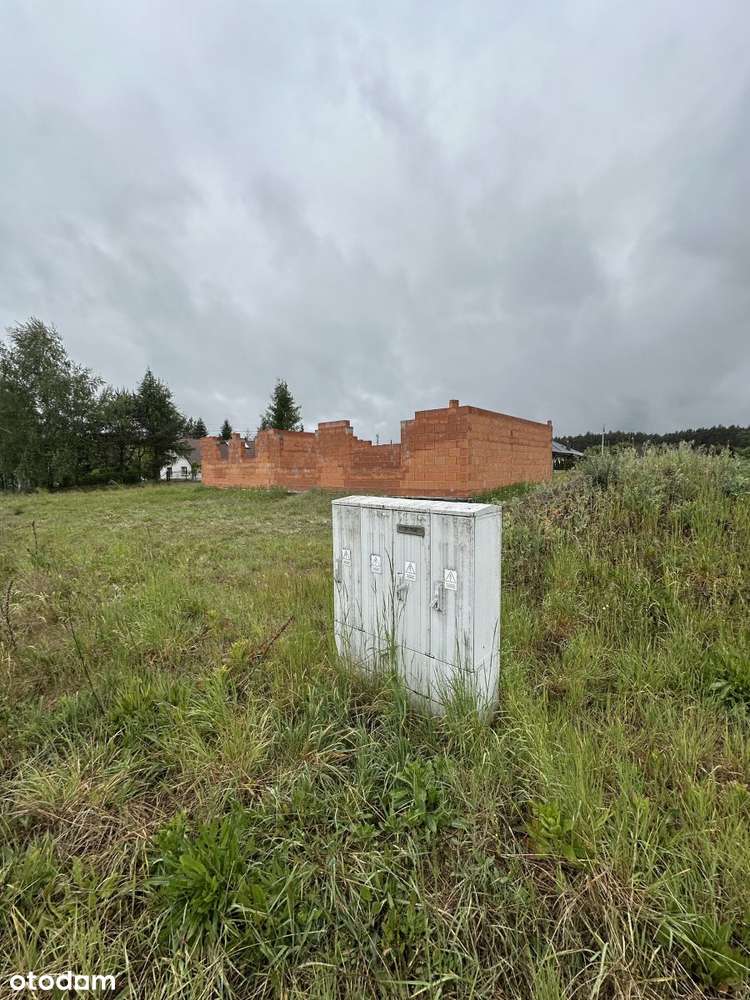 Działka z rozpoczętą budową domu-5