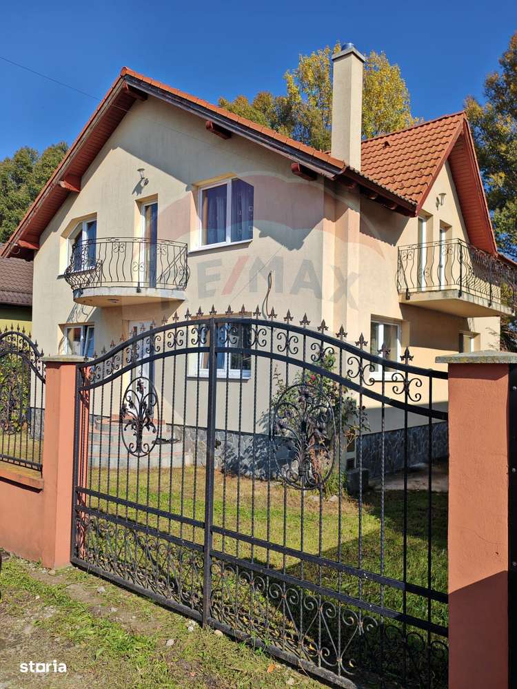 Casă / Vilă cu 5 camere de vânzare - Imagine principală: 1/20