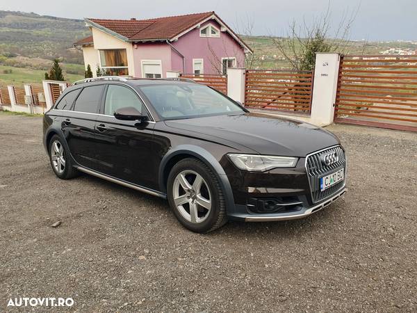 Audi A6 Allroad Avant 3.0 TDI quattro S tronic - 14