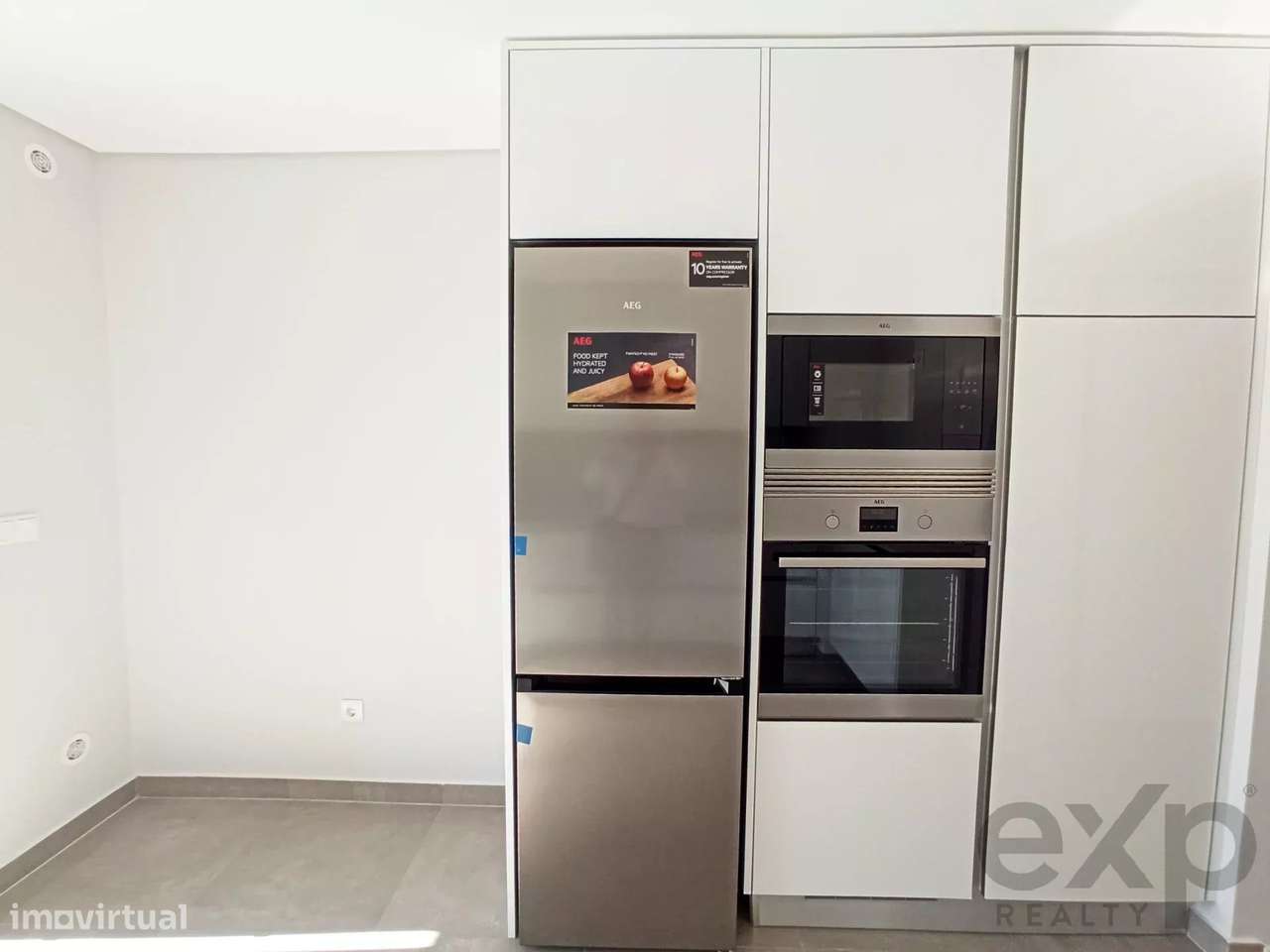 T2 Novo em condomínio fechado com piscina-14