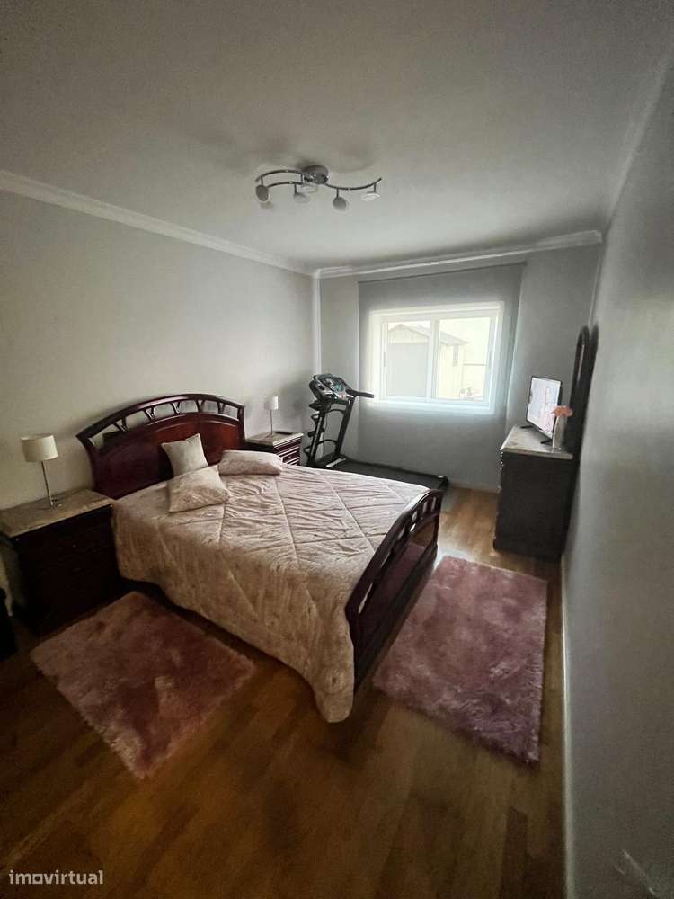 Apartamento T 3 em bom estado próximo Praia vila Cha-14