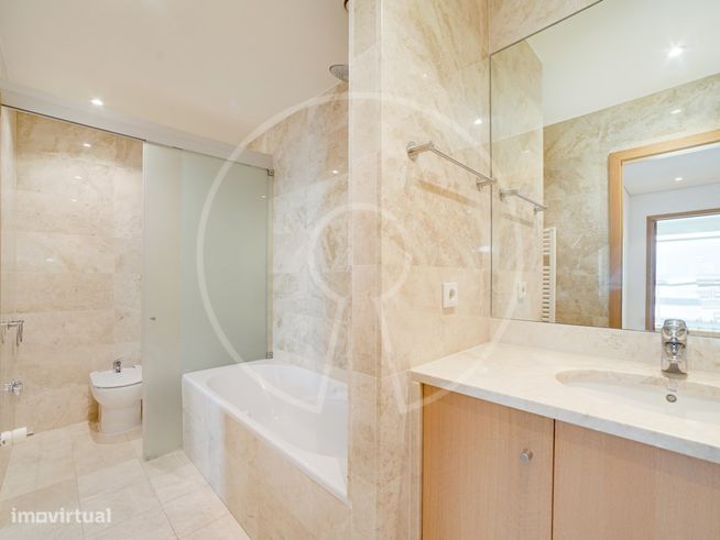 Penthouse na Torre de S. Rafael com terraços e vista soberba-36