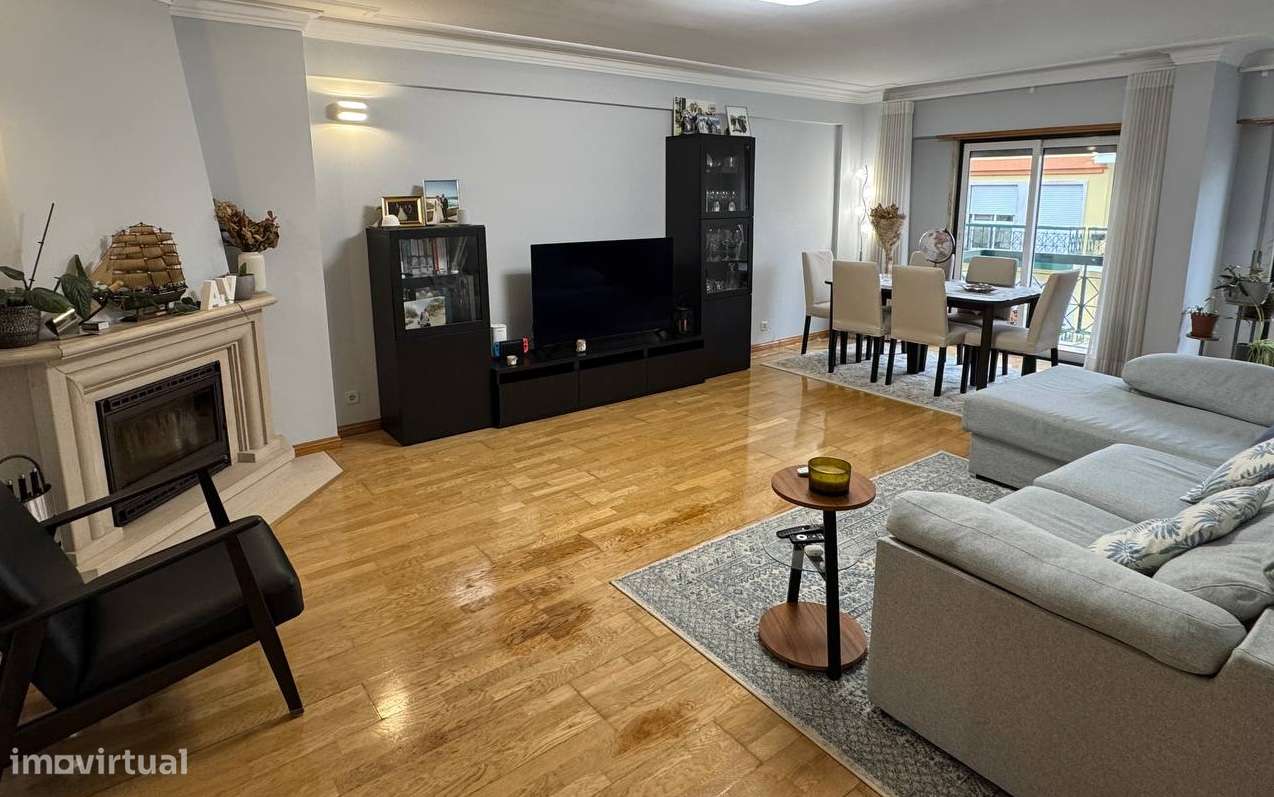 Apartamento T3 de 2 Frentes c/ Garagem - Grande imagem: 5/37