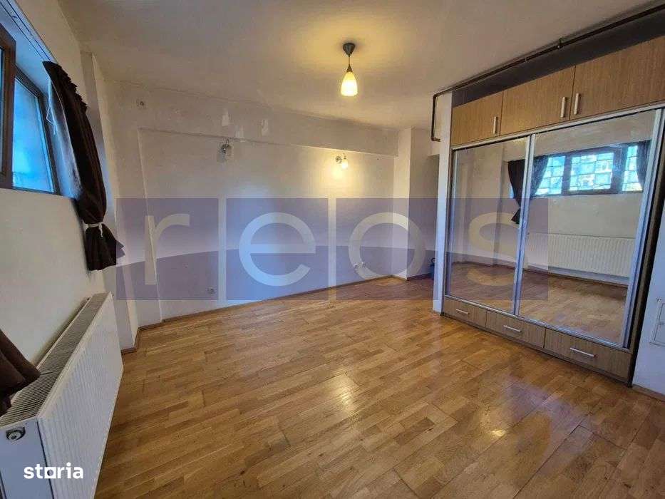 VANZARE GARSONIERA I LIBERA I VALEA OLTULUI - DRUMUL TABEREI - Imagine principală: 4/9