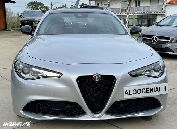 Alfa Romeo Giulia 2.2 D Super AT8 - 3