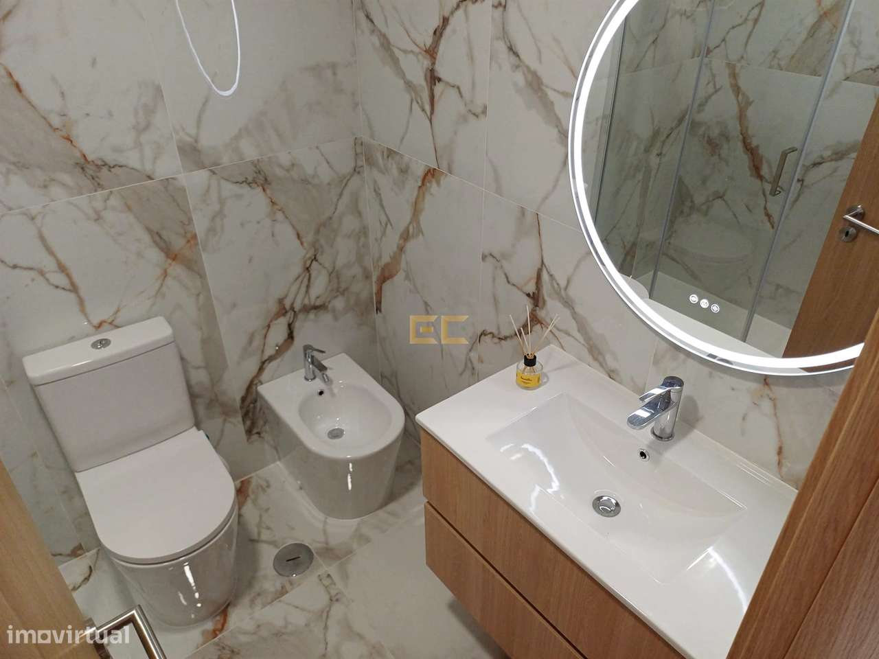 Apartamento T2 de Prestígio com Vista Mar!-24