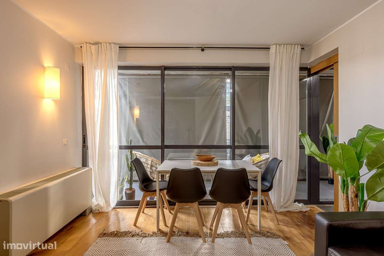 Apartamento Mobilado - Parque das Nações - Grande imagem: 5/44