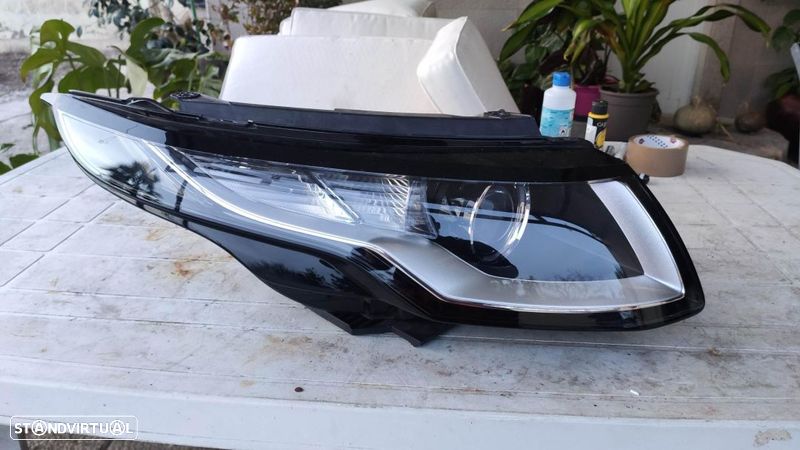 farol direito Halógenio Evoque facelift GJ32-13W029 - 1