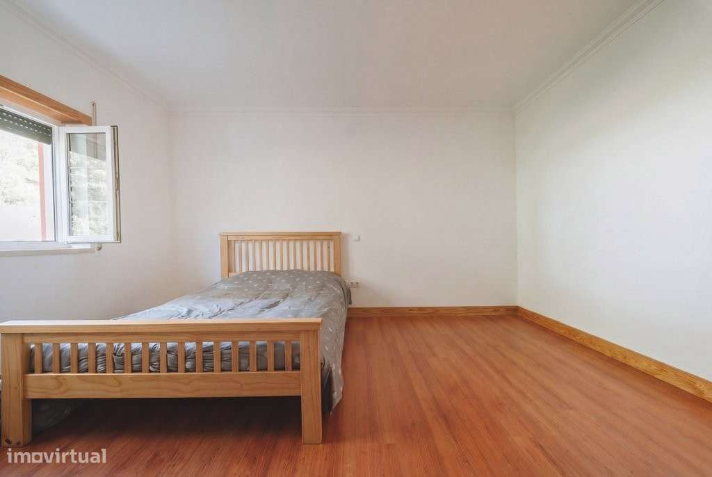 Moradia T7 isolada, com 5 suítes e vistas deslumbrantes-19