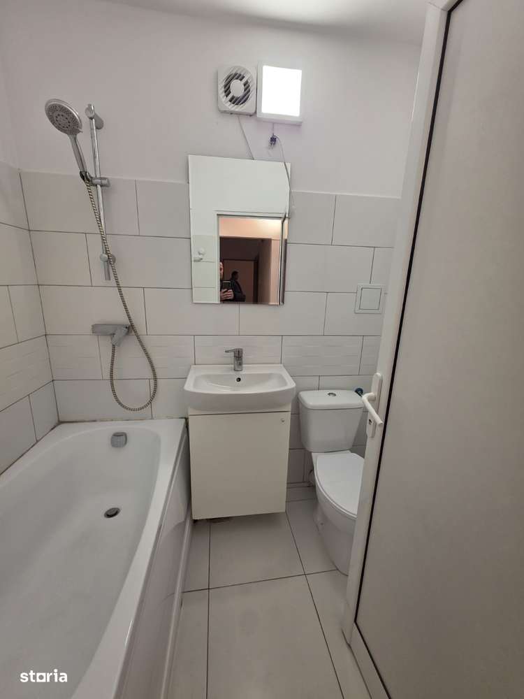 Titan, 15 minute metrou, pe Al Barajul Bistritei, bloc 4 etaje - Imagine principală: 5/15