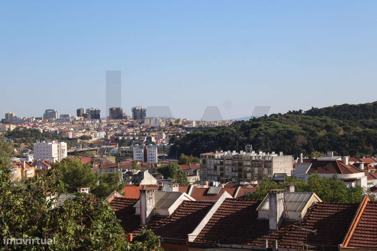 Oportunidade  de Investimento com Vista para o Monsanto - Grande imagem: 3/12