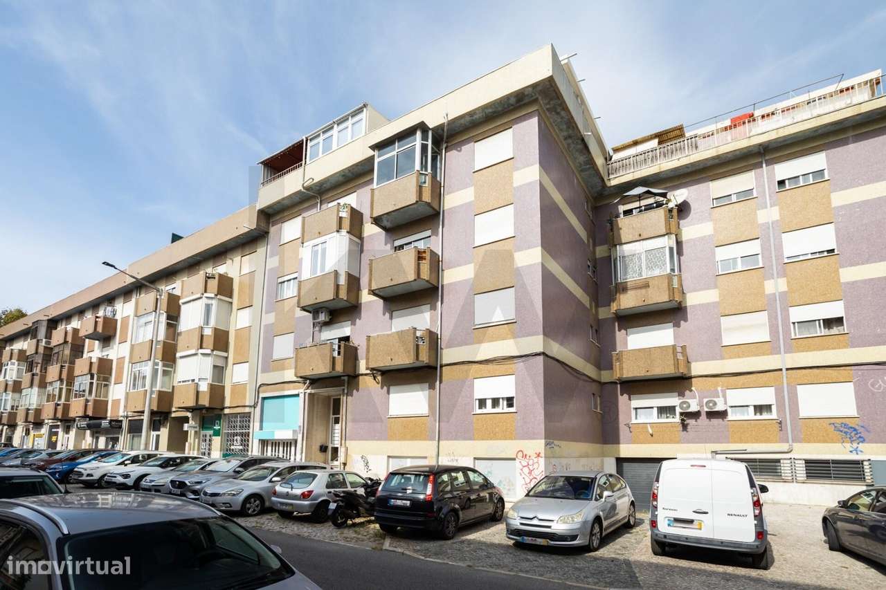 Espaço comercial na Cova Piedade com 166 m2 e Forte Potencial de Rendi-31