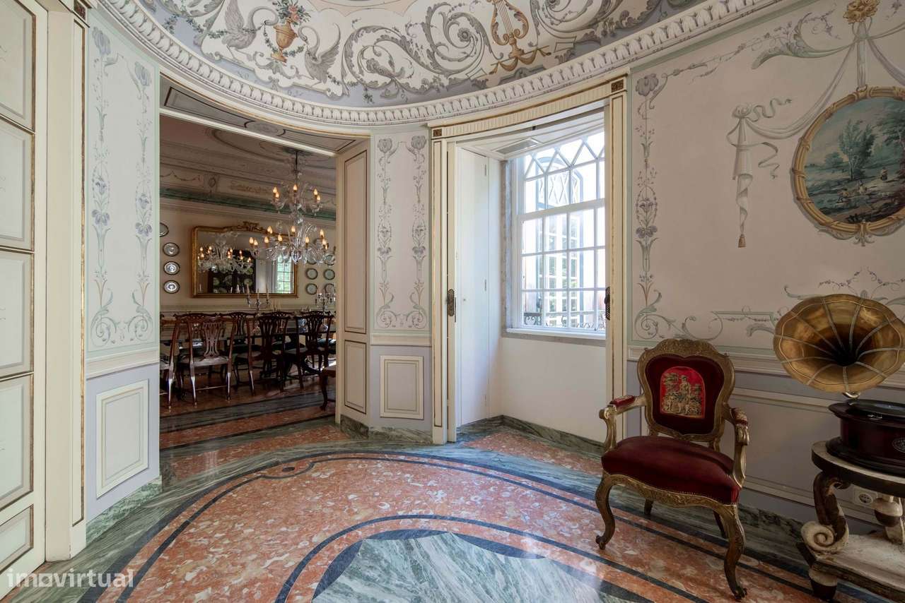Palacete em excelente estado de conservação, Lisboa-40