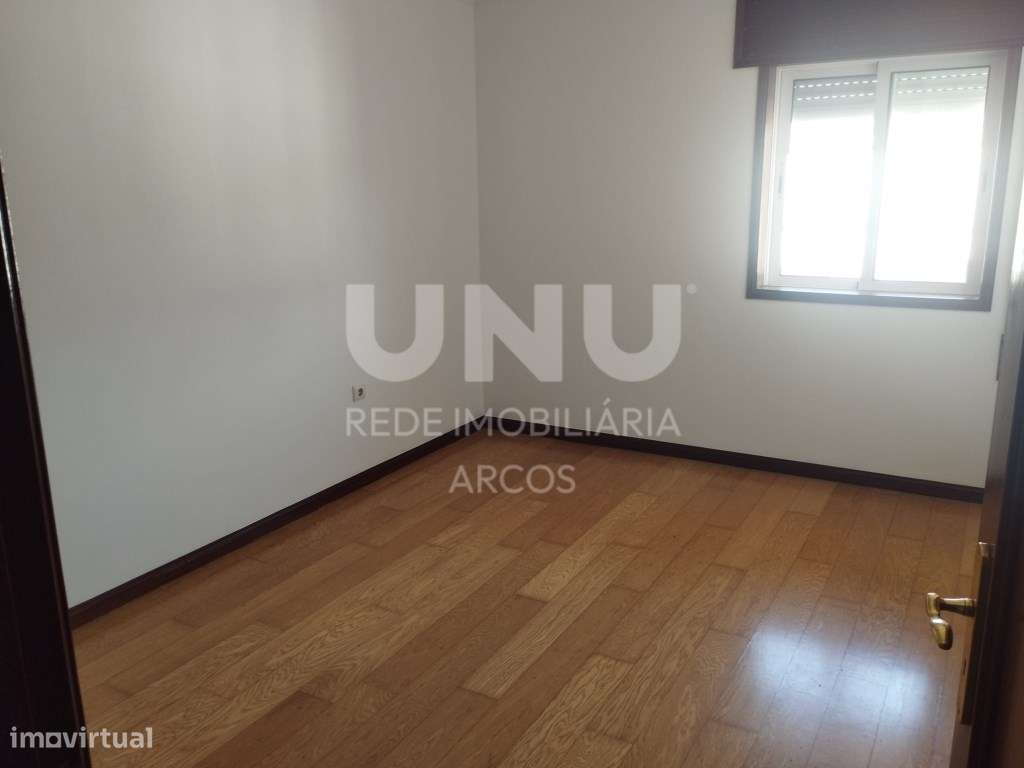 Apartamento T2-Centro de Arcos de Valdevez - Grande imagem: 4/8