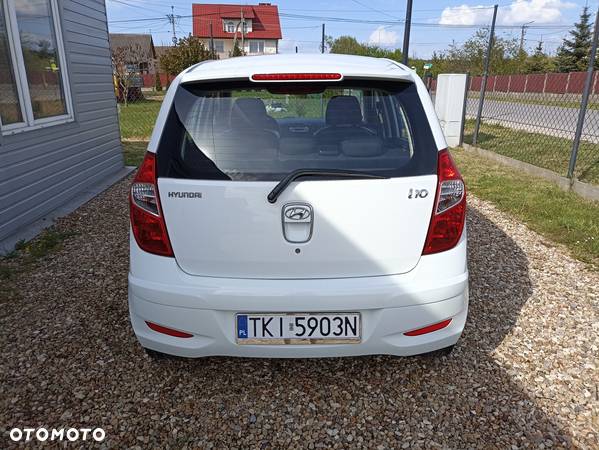 Hyundai i10 1.1 Premium - 18