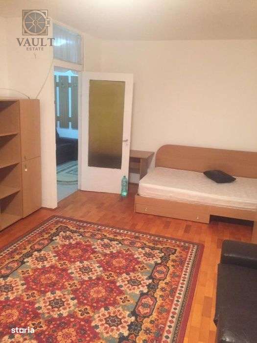 Garsoniera - 8 minute de Metrou - Costin Georgian - Imagine principală: 2/8