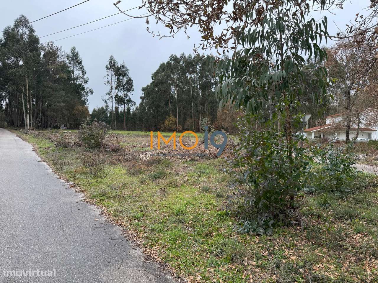 Terreno c/ projeto aprovado 2 Moradias - Grande imagem: 4/7