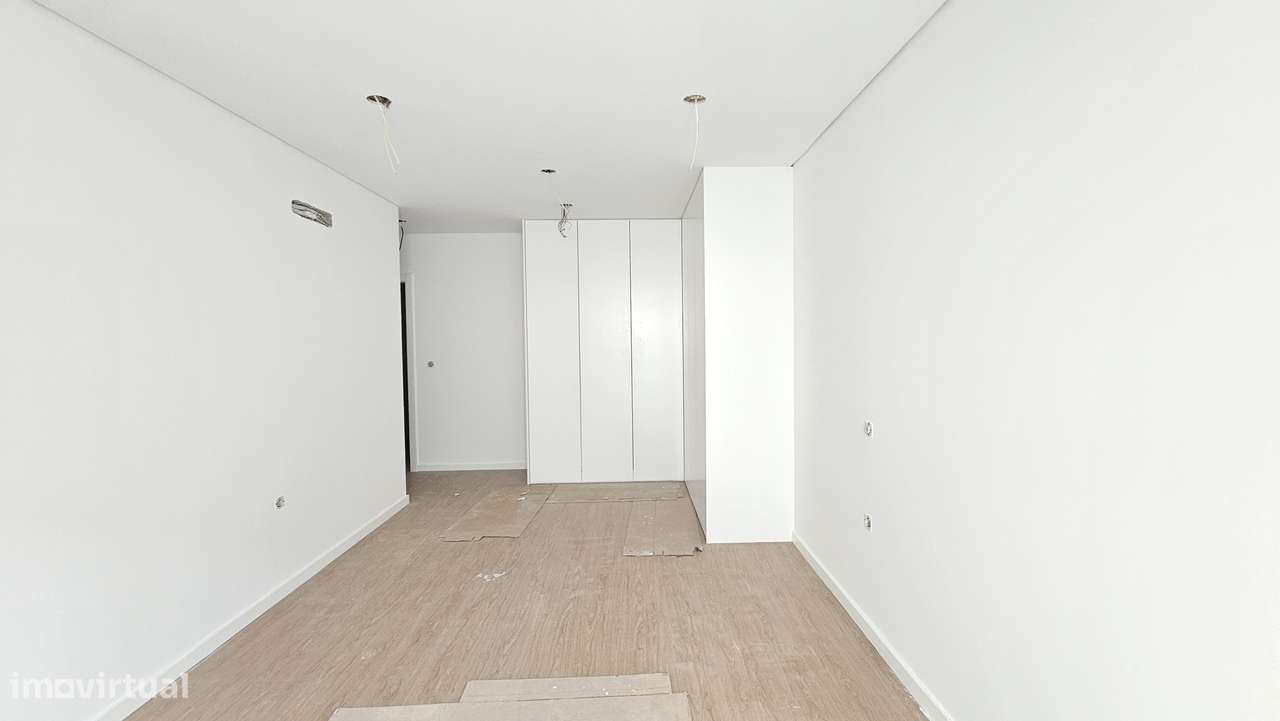 T3 | Novo | 2 Lugares de estacionamento - Grande imagem: 2/17