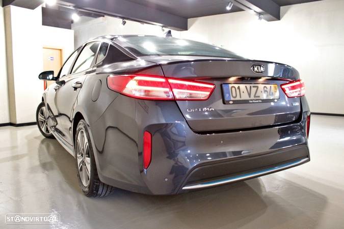 Kia Optima 2.0 CVVT PHEV - 12