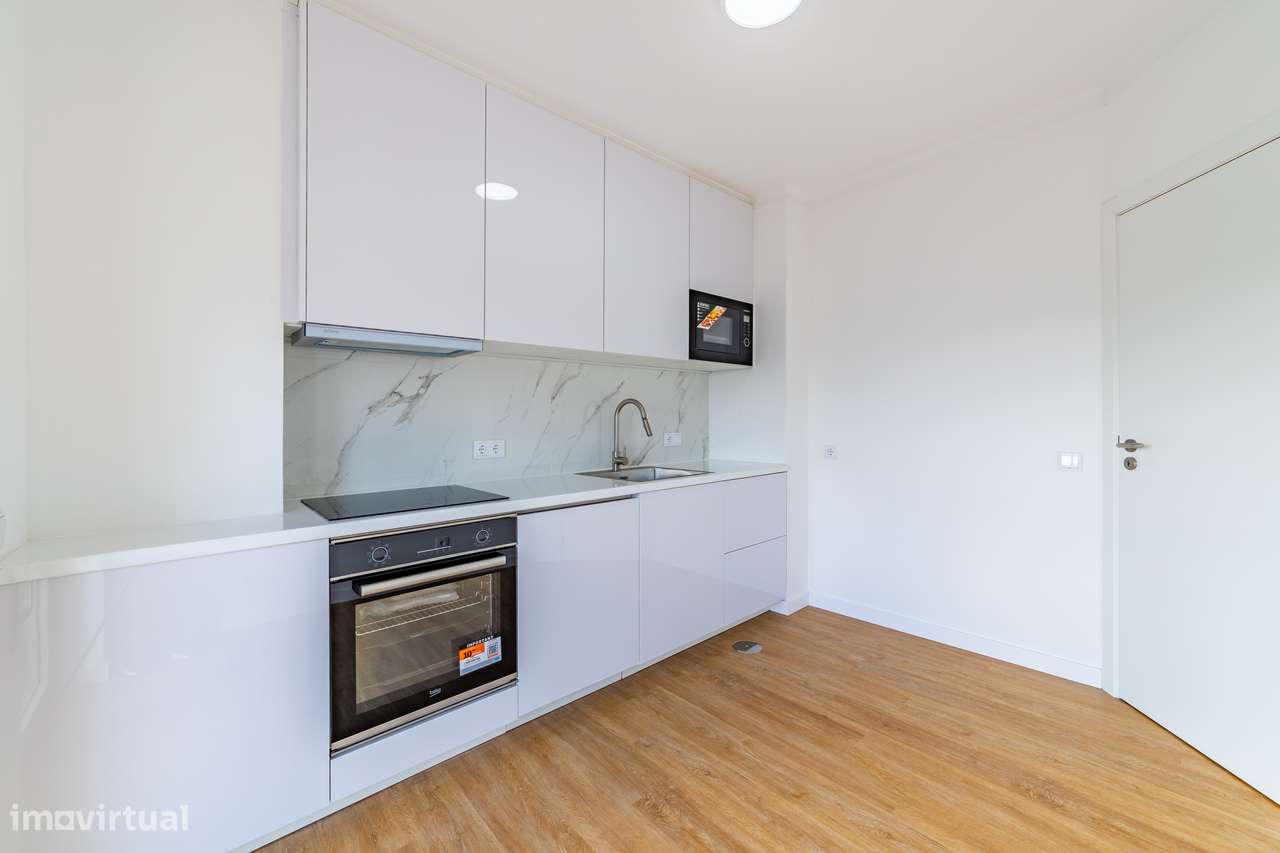 Apartamento T2 Renovado com Vista Rio – Figueira da Foz - Grande imagem: 3/19